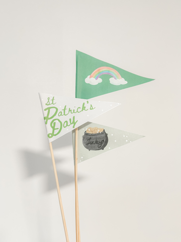 Mini Saint Patrick's Day Flags